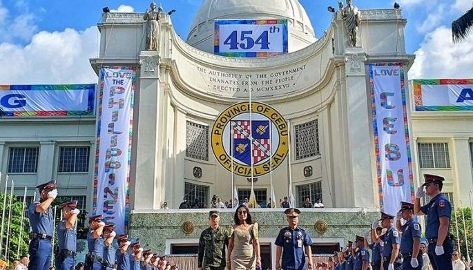 Cebu Governor Gwendolyn Garcia walks at the Capitol grounds during the opening of the month-long celebration of the 454th founding anniversary of the province yesterday.&Acirc;&nbsp;&Acirc;&nbsp; 